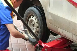 顺德区附近拖车24小时服务热线电话